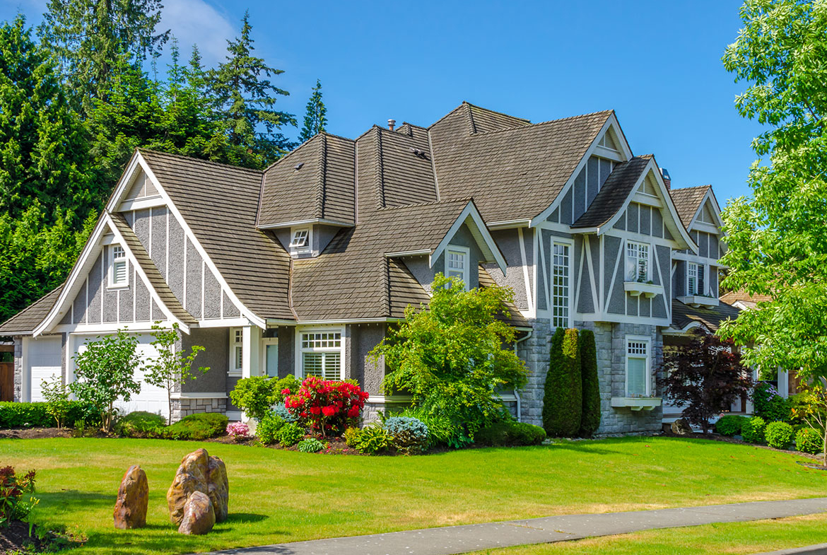Equestrian family home