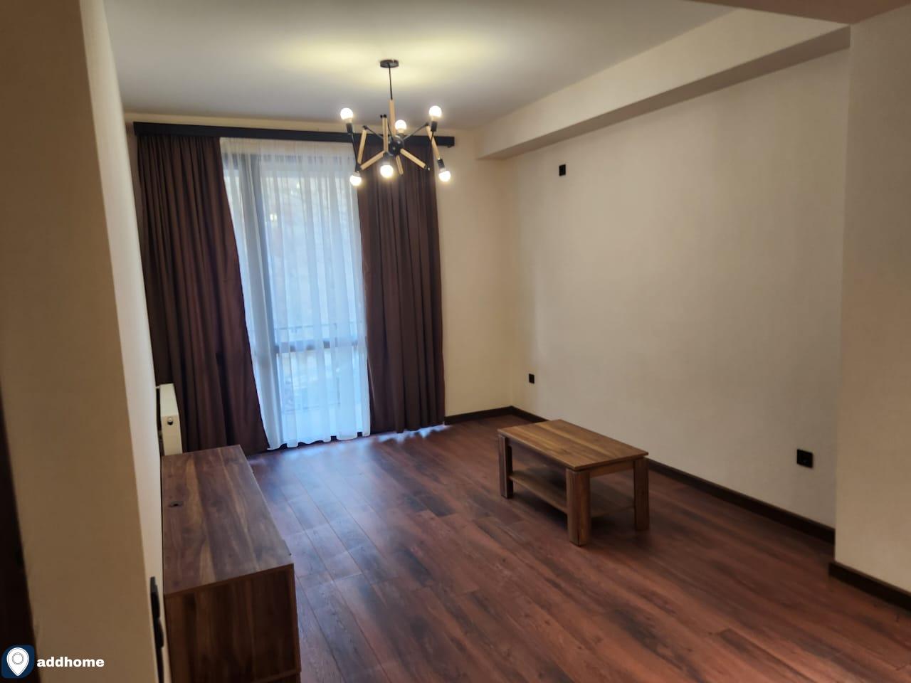 იყიდება 2 ოთახიანი ბინა კრწანისში, მონოლით გრინ სითის კომპლექსში!